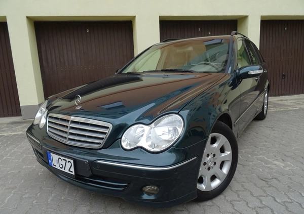 Mercedes-Benz Klasa C cena 16900 przebieg: 278000, rok produkcji 2005 z Puławy małe 277